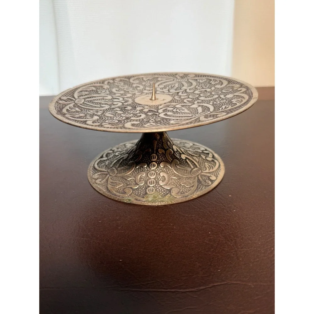 N/A ornate silver